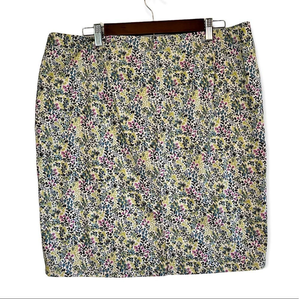J. Jill Live in Chino Floral Print Skirt Stretch Purple Green Blue Cream Size 14